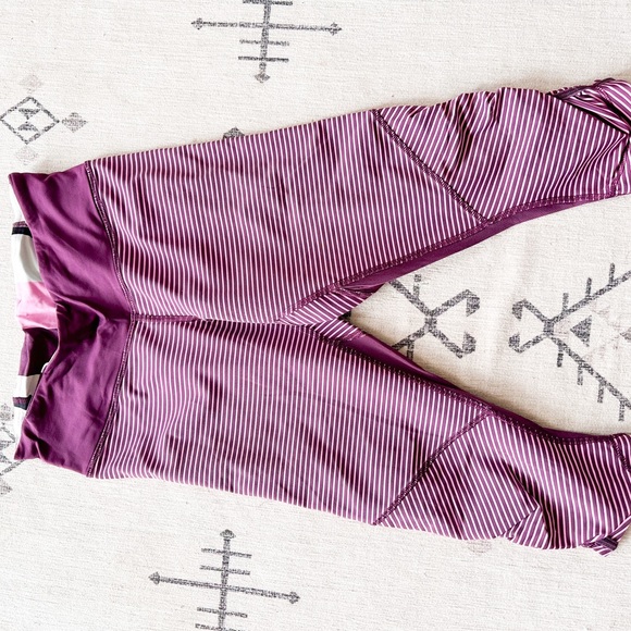 Lululemon capri leggings - Picture 2 of 4